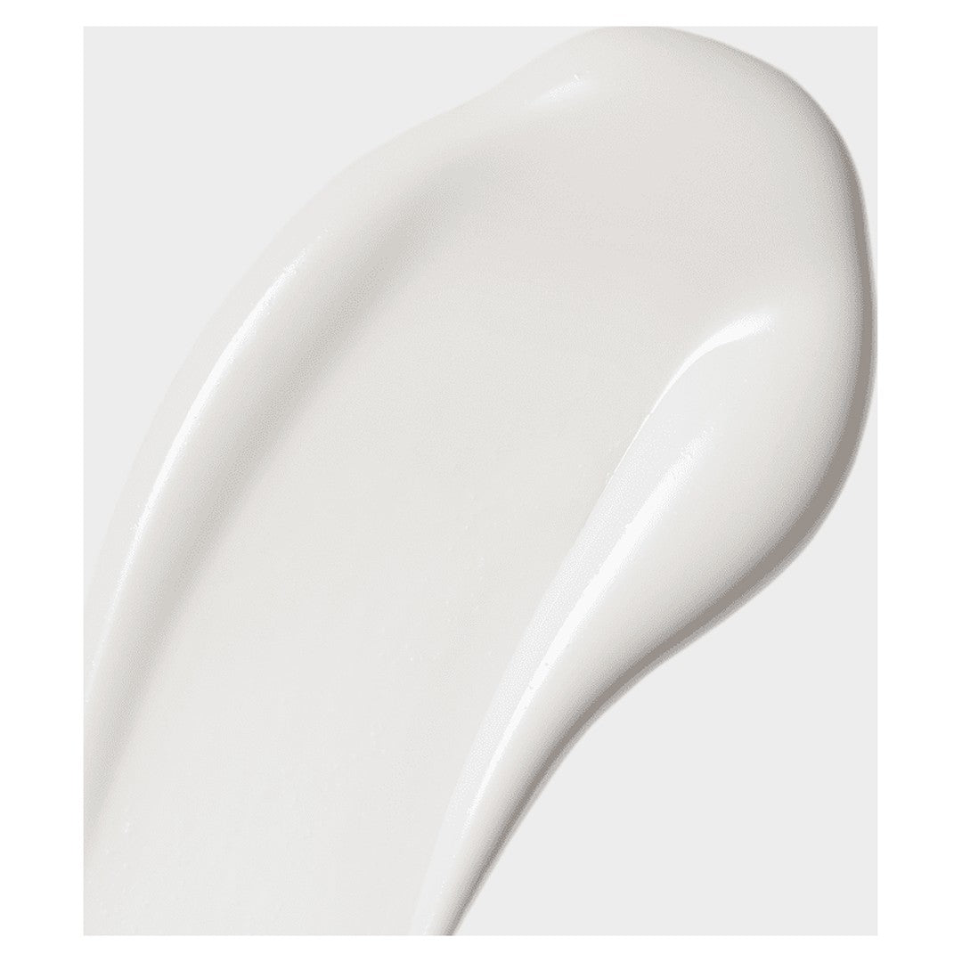 Texture of iS Clinical Extreme Protect SPF 40 in the Translucent shade