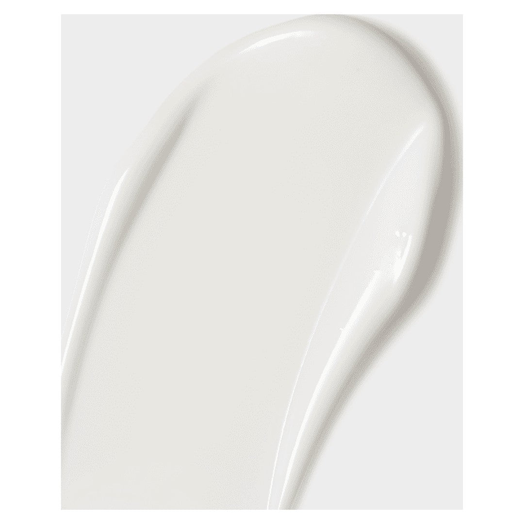 Texture of iS Clinical Sheald Recovery Balm, a moisture-rich barrier repair balm